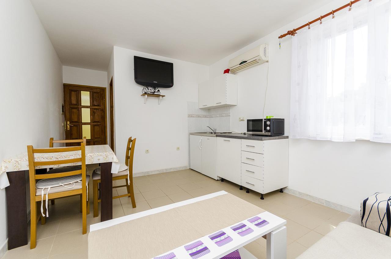 Apartments Mirko I Anda Donji Okrug  Kültér fotó