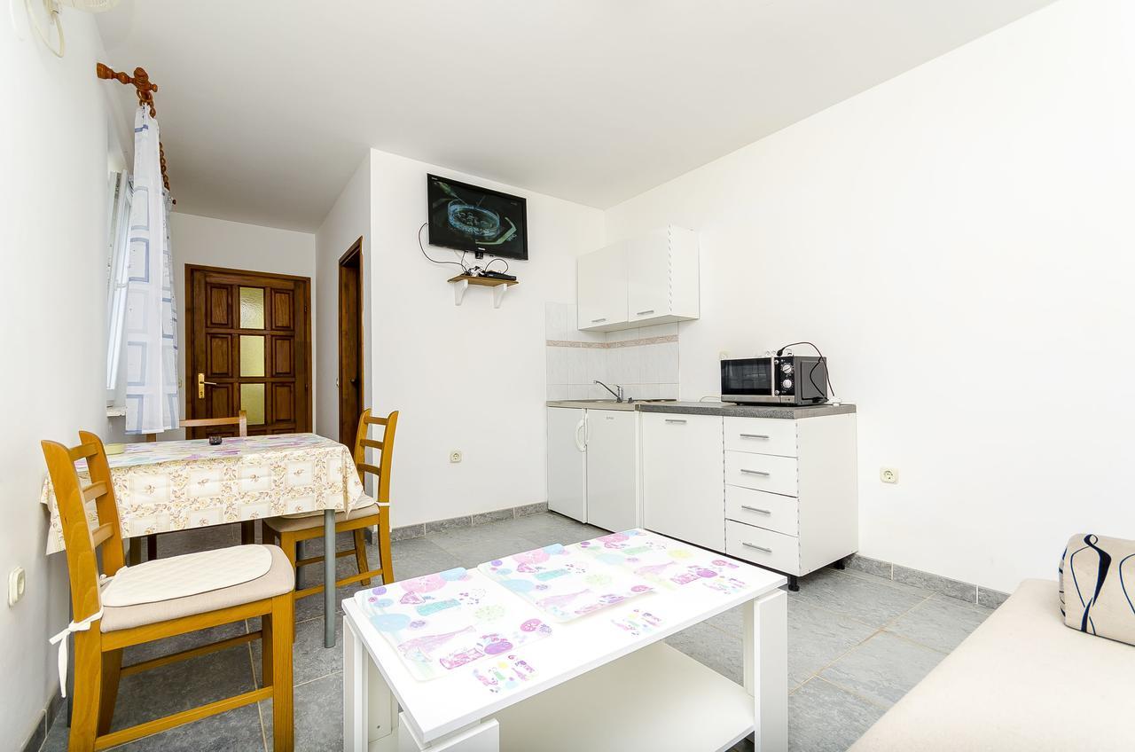 Apartments Mirko I Anda Donji Okrug  Kültér fotó